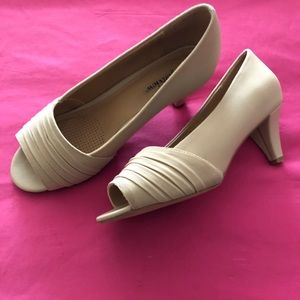 Like new worn once..